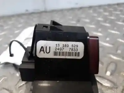 Second-hand car spare part hazard warning lights for opel corsa d 1.3 16v cdti oem iam references 13189529  