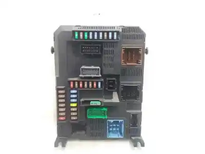 Pezzo di ricambio per auto di seconda mano scatola relè/fusibili per peugeot 208 style riferimenti oem iam 9807531680