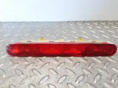 Peça sobressalente para automóvel em segunda mão farolim de travão central por peugeot 207 confort referências oem iam 