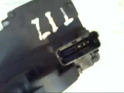 Second-hand car spare part rear left door lock for nissan note (e11e) acenta oem iam references   