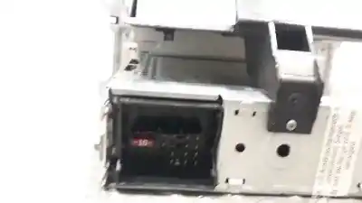 Second-hand car spare part audio system / radio cd for skoda rapid active oem iam references 5j0035152b  