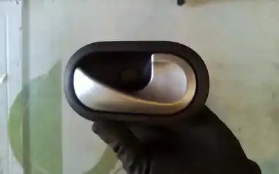 Second-hand car spare part interior right front handle for renault modus 1.4 16v oem iam references 