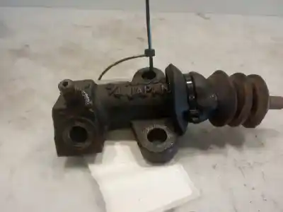 Pezzo di ricambio per auto di seconda mano cilindro frizione per nissan navara pick-up (d40m) 2.5 dci diesel cat riferimenti oem iam 30620ea00a  