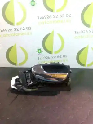 Автозапчастина б/у ліва передня внутрішня ручка для peugeot 307 break / sw (s1) 2.0 hdi cat посилання на oem iam 