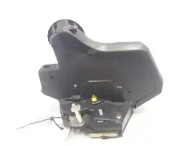 Pezzo di ricambio per auto di seconda mano serratura porta posteriore sinistra per toyota corolla (e12) 2.0 d-cat riferimenti oem iam   