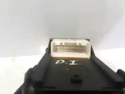 Second-hand car spare part left front power window switch for toyota corolla (e12) 2.0 d-cat oem iam references 8482002111  