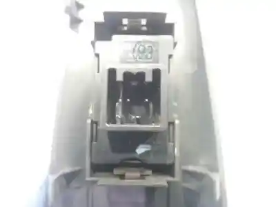 Second-hand car spare part right front power window switch for toyota corolla (e12) 2.0 d-cat oem iam references   