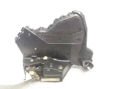 Second-hand car spare part left front door lock for toyota corolla (e12) 2.0 d-cat oem iam references   