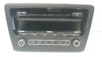 Second-hand car spare part AUDIO SYSTEM / RADIO CD for SKODA RAPID  OEM IAM references 5J0035161E  5J0035161E