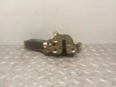 Peça sobressalente para automóvel em segunda mão fechadura da porta traseira esquerda por opel corsa a 1.2 referências oem iam   