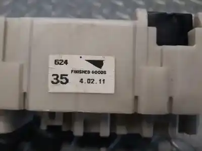 Second-hand car spare part fuse box unit for isuzu rodeo 3.0 dti 4jh1 117kw oem iam references   