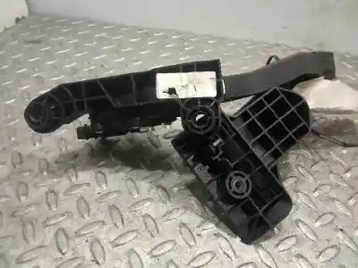 Second-hand car spare part potentiometer for kia pro cee´d (jd) 1.4 crdi 90 oem iam references 32700a6100  