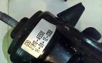 Second-hand car spare part right engine support for kia pro cee´d (jd) 1.4 crdi 90 oem iam references 21810a5500  
