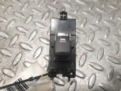 Second-hand car spare part rear right power window switch for kia pro cee´d (jd) 1.4 crdi 90 oem iam references 93580a2100