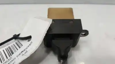 Second-hand car spare part Right Front Power Window Switch for CHRYSLER VOYAGER (GS) 2.5 TD OEM IAM references   