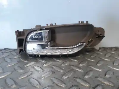 Автозапчастина б/у ліва задня внутрішня ручка для ssangyong rodius 2.7 turbodiesel cat посилання на oem iam 