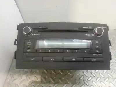Pezzo di ricambio per auto di seconda mano IMPIANTO AUDIO / RADIO CD per TOYOTA AURIS  Riferimenti OEM IAM 8612002510 1220008890C101 8612002510