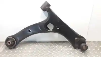 Автозапчасти б/у ПЕРЕДНИЙ ПРАВЫЙ НИЖНИЙ РЫЧАГ ПОДВЕСКИ за TOYOTA COROLLA (E12)  ссылки OEM IAM   