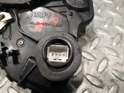 Second-hand car spare part left front door lock for toyota corolla (e12) 1.6 16v oem iam references   