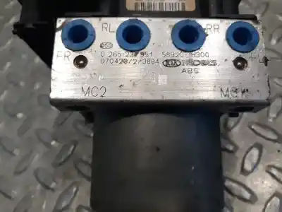 Peça sobressalente para automóvel em segunda mão abs por kia cee´d 1.6 crdi cat referências oem iam 589201h300 0265800637 0265231951