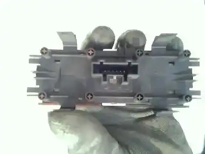 Pezzo di ricambio per auto di seconda mano avvertimento per renault megane ii sedán (lm0/1_) 1.9 dci (lm0g lm1g lm2c) riferimenti oem iam   