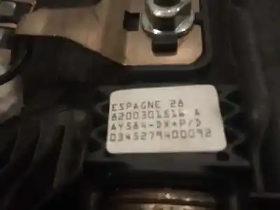 Автозапчастина б/у передня ліва подушка безопасности для renault megane ii sedán (lm0/1_) 1.9 dci (lm0g lm1g lm2c) посилання на oem iam 8200301516a  