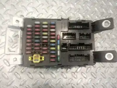 Peça sobressalente para automóvel em segunda mão caixa de fusíveis e relés por kia rio ii (jb) 1.5 crdi referências oem iam 
