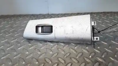 Second-hand car spare part right front power window switch for toyota corolla (_e12_) 1.4 d (nde120_) oem iam references 7423102280