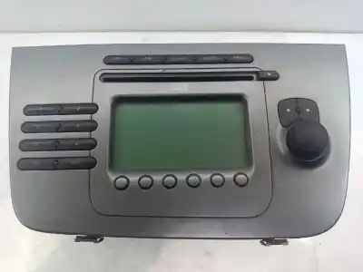 Second-hand car spare part AUDIO SYSTEM / RADIO CD for SEAT ALTEA XL (5P5)  OEM IAM references 5P0035186B SEZ1Z3G7947385 8157646636366