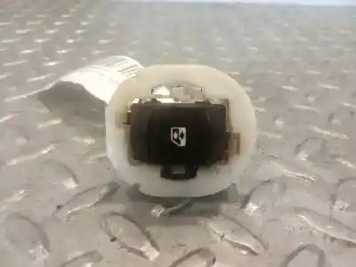 Peça sobressalente para automóvel em segunda mão botão / interruptor elevador vidro dianteiro direito por renault clio iii emotion referências oem iam 8200108266