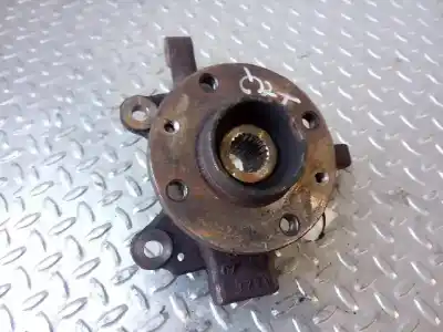 Second-hand car spare part front left knuckle for renault clio iii emotion oem iam references 8200345944  