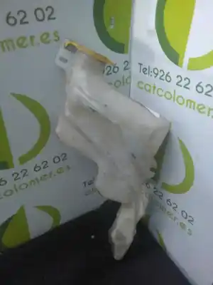 Second-hand car spare part windscreen washer bottle for dodge caliber 2.0 16v crd cat oem iam references   