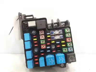 Peça sobressalente para automóvel em segunda mão caixa de fusíveis e relés por kia cee´d active referências oem iam 919502h010