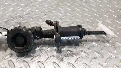 Second-hand car spare part clutch pump for opel astra j (p10) 1.7 cdti (68) oem iam references 55561915