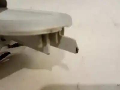 Peça sobressalente para automóvel em segunda mão luz interior por renault grand modus dynamique referências oem iam 8200073231  