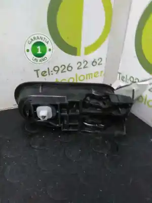 Second-hand car spare part interior left front handle for mazda 2 lim. (de) 1.3 16v cat oem iam references dl4059330a02  