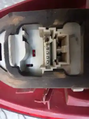 Pezzo di ricambio per auto di seconda mano luci posteriori destra per renault clio ii fase i (b/cbo) 1.9 d alize riferimenti oem iam   