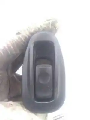 Second-hand car spare part rear right power window switch for hyundai precision galloper 2.0 oem iam references 