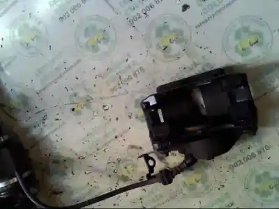Peça sobressalente para automóvel em segunda mão pinça de travão dianteira esquerda por renault megane ii sedán (lm0/1_) 1.9 dci (lm0g lm1g lm2c) referências oem iam   