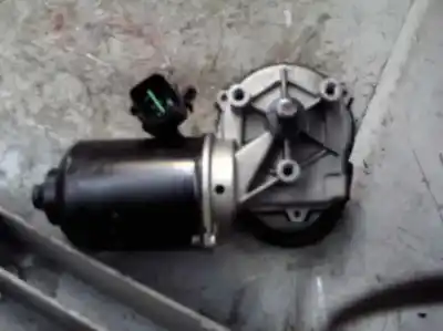 Автозапчастина б/у ДВИГАТЕЛЬ ПЕРЕДНІХ Склоочисників для KIA SORENTO I (JC)  Посилання на OEM IAM   