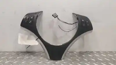 Peça sobressalente para automóvel em segunda mão comandos do volante por bmw serie 1 berlina (e81/e87) 118d referências oem iam 676989401