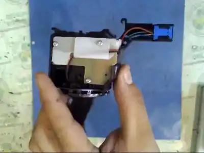 Peça sobressalente para automóvel em segunda mão comutador de limpa vidros por seat leon (1p1) 1.9 tdi referências oem iam   