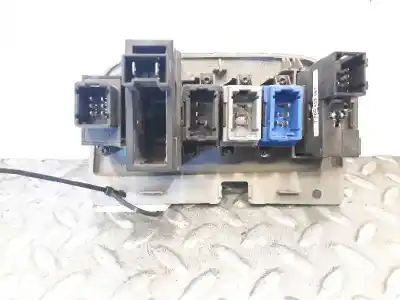 Second-hand car spare part left front power window switch for renault scenic rx4 (ja0) 1.9 dci salomon oem iam references 7700432429  8200171263