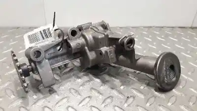 Pezzo di ricambio per auto di seconda mano BOMBA A OLIO per RENAULT MEGANE I COACH (DA0/1_)  Riferimenti OEM IAM 7700600252  7700600251