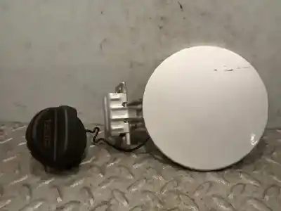 Автозапчасти б/у наружная крышка топлива за toyota yaris (ksp9/scp9/nlp9) 1.4 turbodiesel cat ссылки oem iam 7735052130