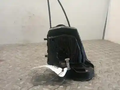 Автозапчастина б/у замок дверей заднього лівого для toyota yaris (ksp9/scp9/nlp9) 1.4 turbodiesel cat посилання на oem iam 690600d060  