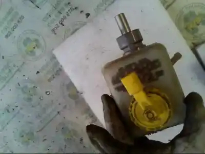 Pezzo di ricambio per auto di seconda mano pompa freni per seat toledo ii (1m2) 1.9 tdi riferimenti oem iam   