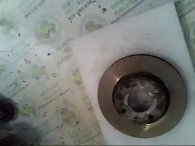 Peça sobressalente para automóvel em segunda mão disco de travão dianteiro por chevrolet aveo 1.4 cat referências oem iam 