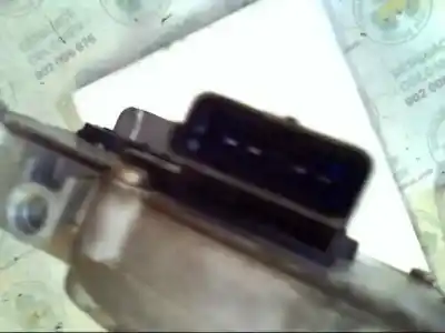 Pezzo di ricambio per auto di seconda mano tiranti e motorino del tergicristallo anteriore per peugeot 307 break / sw (s1) 2.0 hdi fap cat riferimenti oem iam   