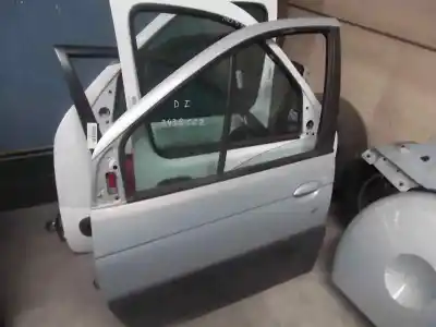Автозапчасти б/у левая передняя дверь за renault scenic rx4 (ja0) 1.9 dci salomon ссылки oem iam 